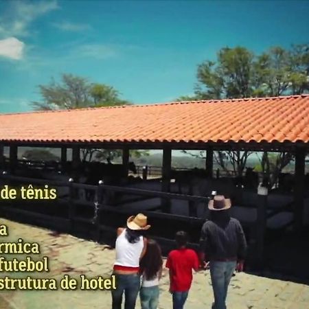 Flat Grande Em Hotel Fazenda Monte Castelo - Gravata - Saire Exterior photo